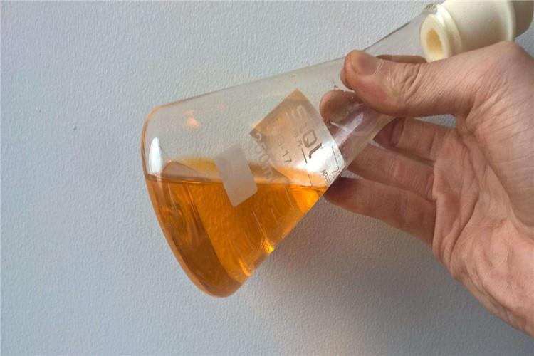 使用液壓支架防凍液要注意質量，如果防凍液質量欠佳甚至是偽劣品，就起不到防凍液的作用了