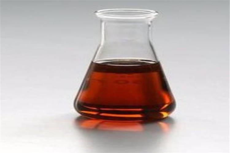 當工業齒輪油或水中存在著某些既有親油基又有親水基的表面活性物質(如羧酸衍生物)時，它們會在溫度及濃度適宜時，締合在一起